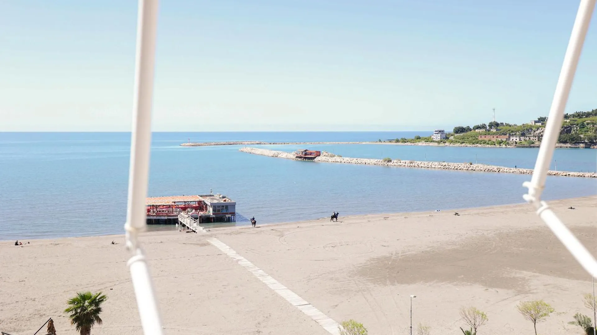 ****  Hotel Frojd - Beach Front Resort Shëngjin Albánia