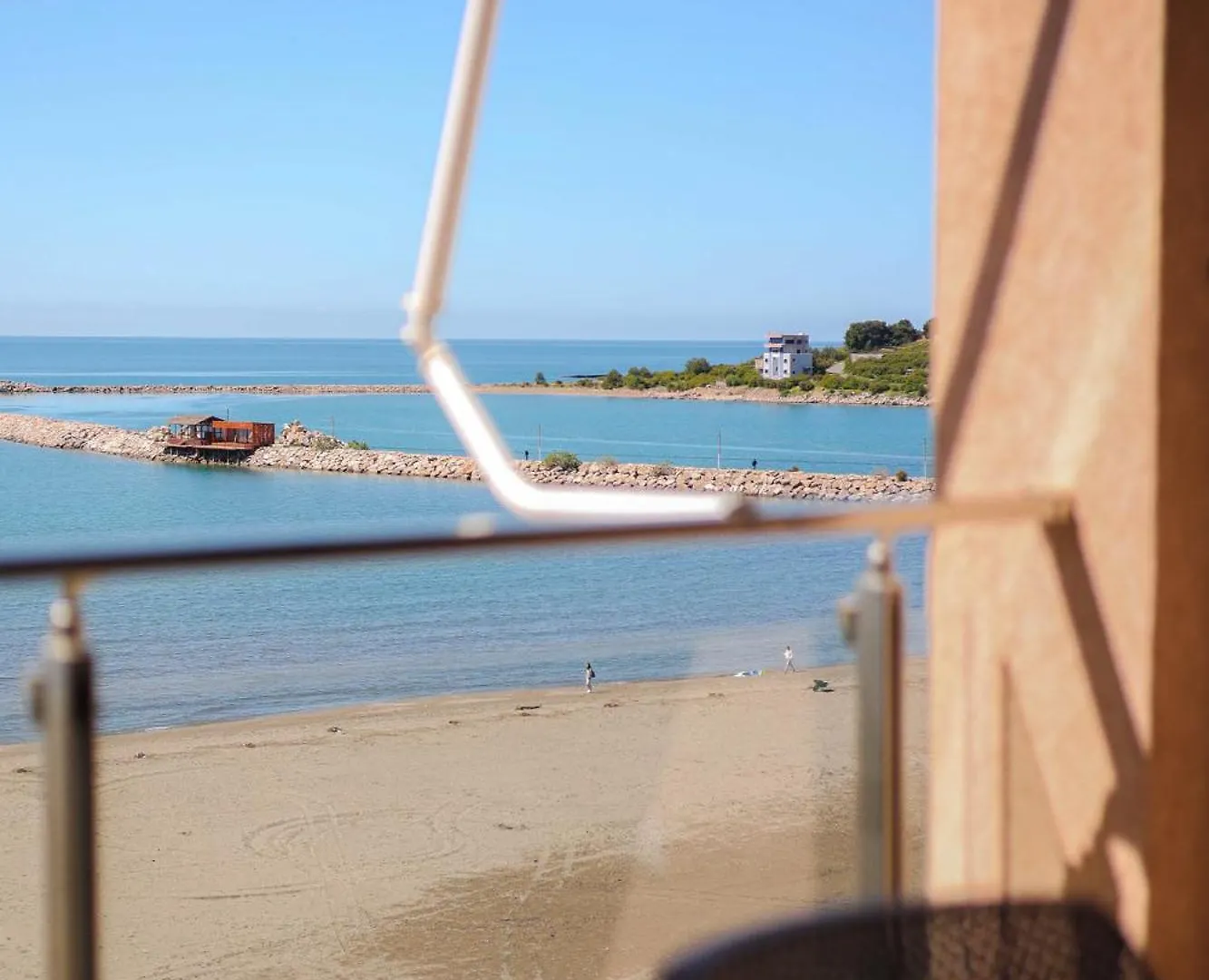 Hotel Frojd - Beach Front Resort Shëngjin
