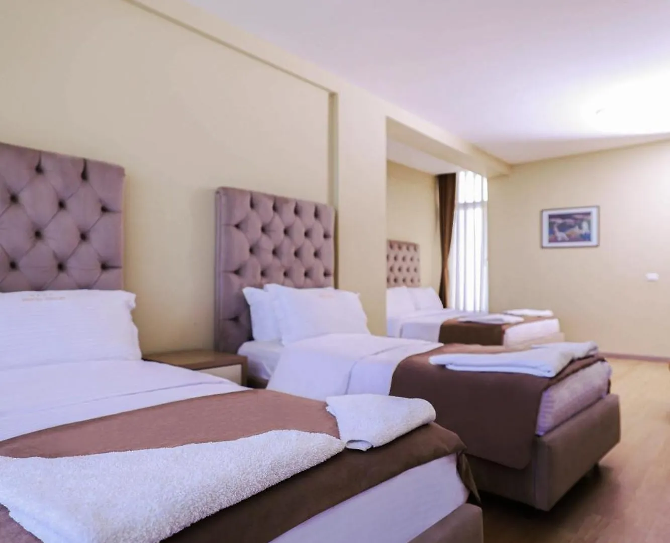Hotel Frojd - Beach Front Resort Shëngjin Albánia